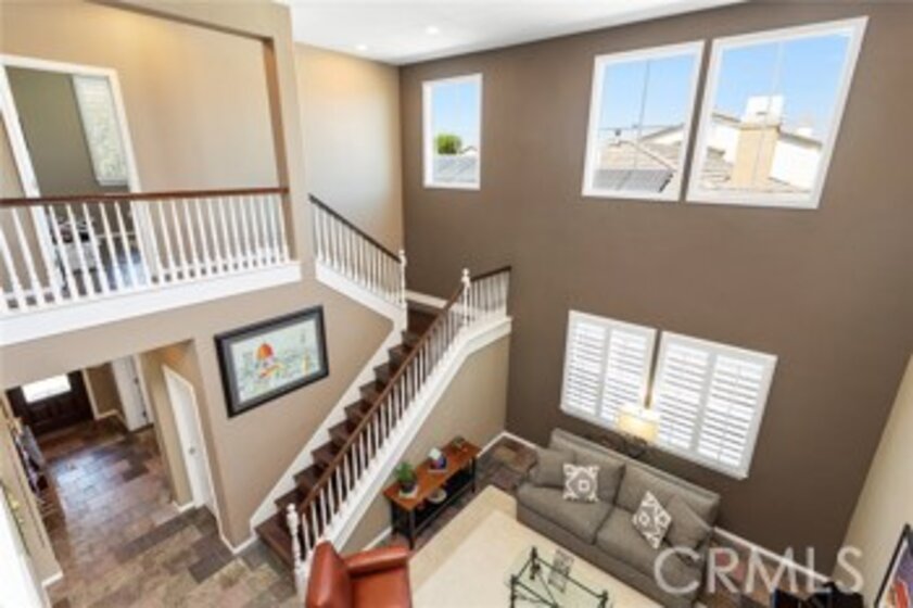 28484 Nautical Point Circle Photo