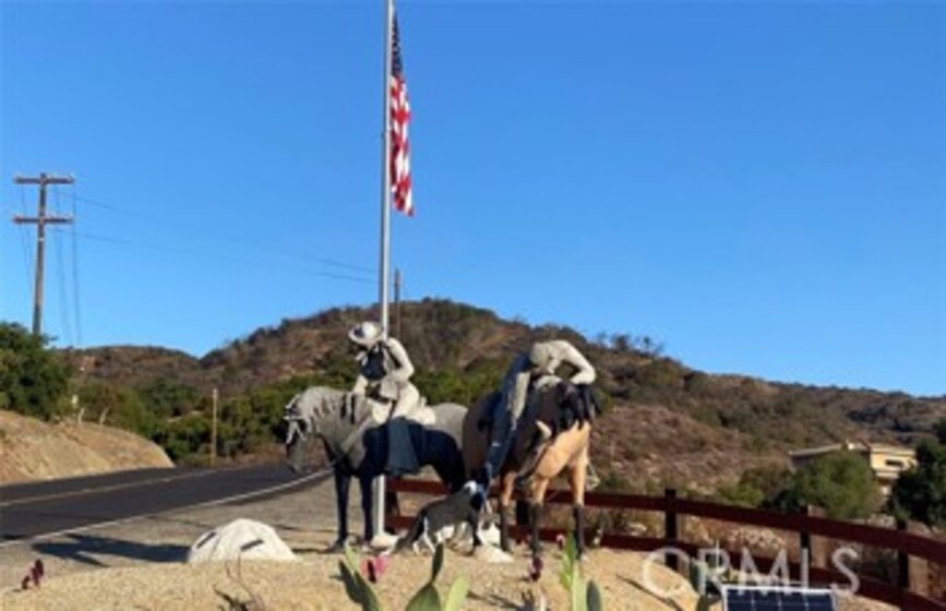 41865 Calle Bandido Photo