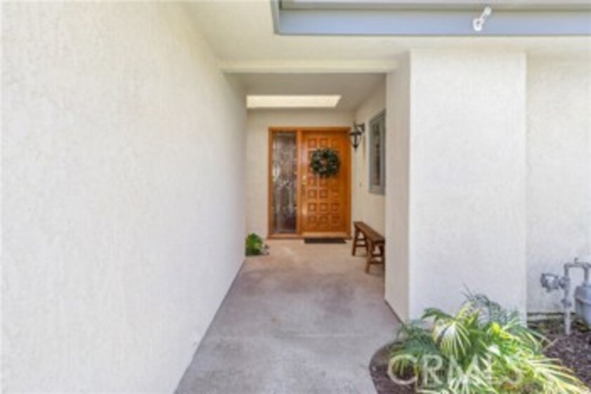 38401 Oaktree Loop Photo