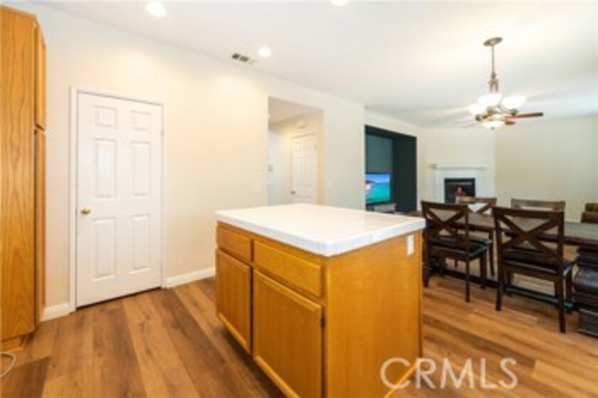 38285 Sevilla Avenue Photo