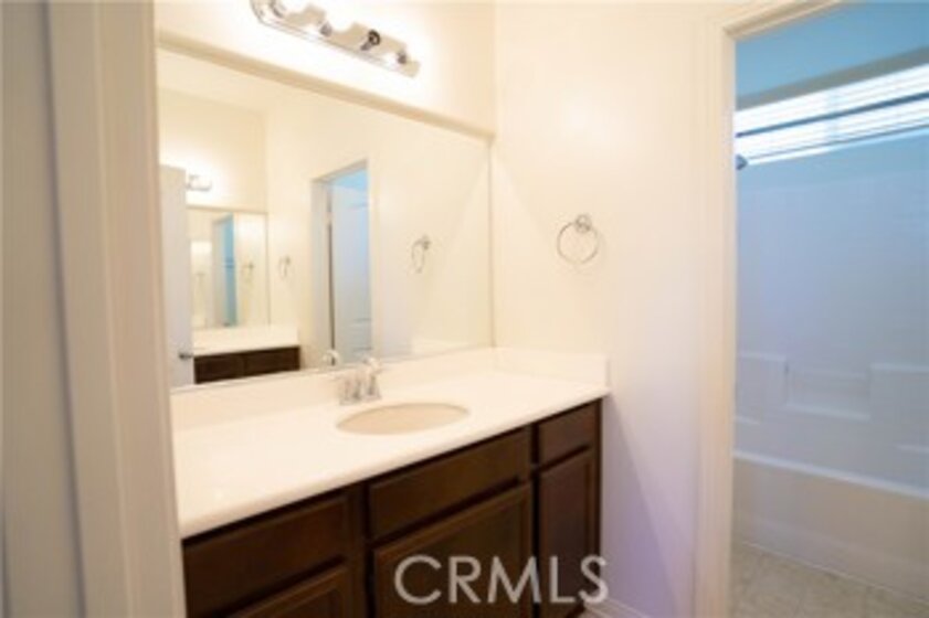 31886 Domenoe Way Photo