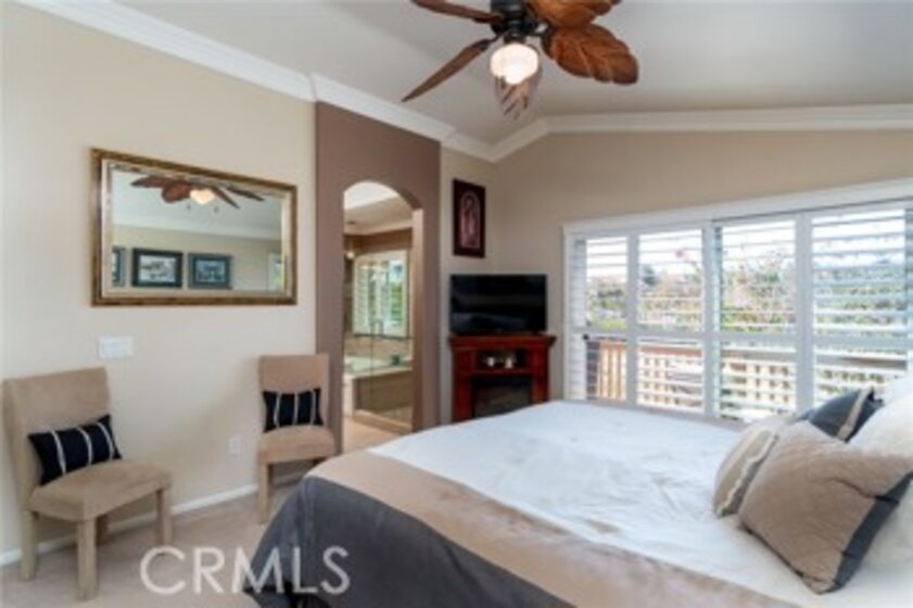 31065 Iron Circle Photo