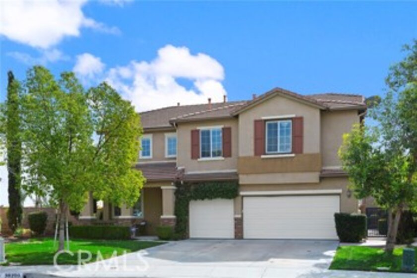 38200 Camarada Lane Photo