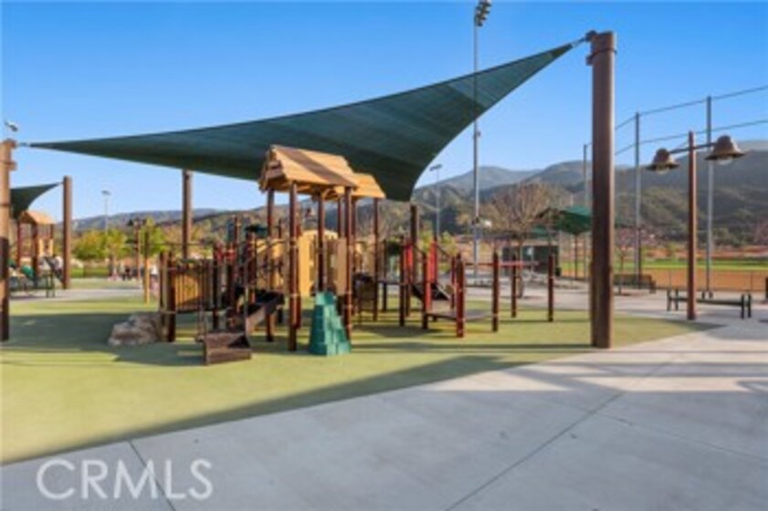 11826 Silver Birch Road Photo