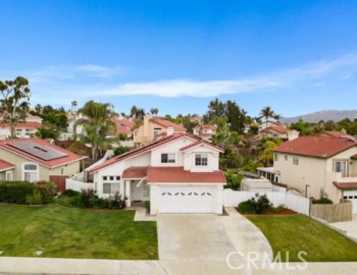 32619 Hislop Way Photo