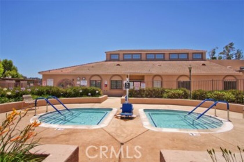 39900 Corte Calanova Photo