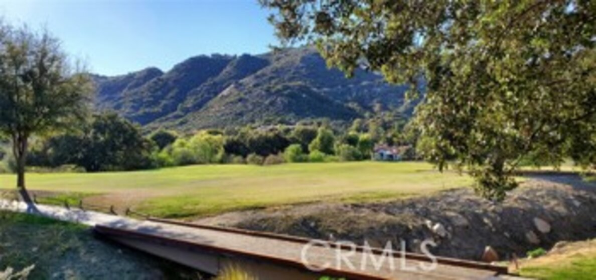 38341 Oaktree Loop Photo