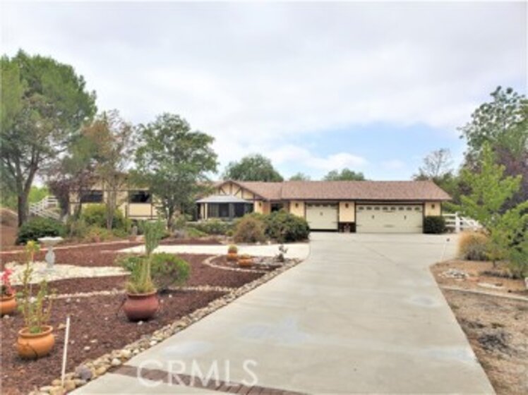 40780 Los Ranchos Circle Photo