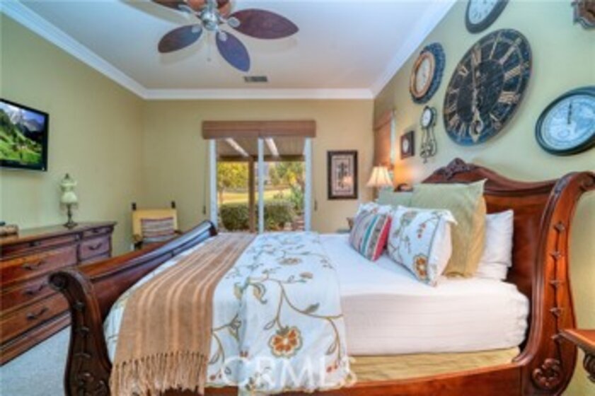 9279 Robinson Lane Photo