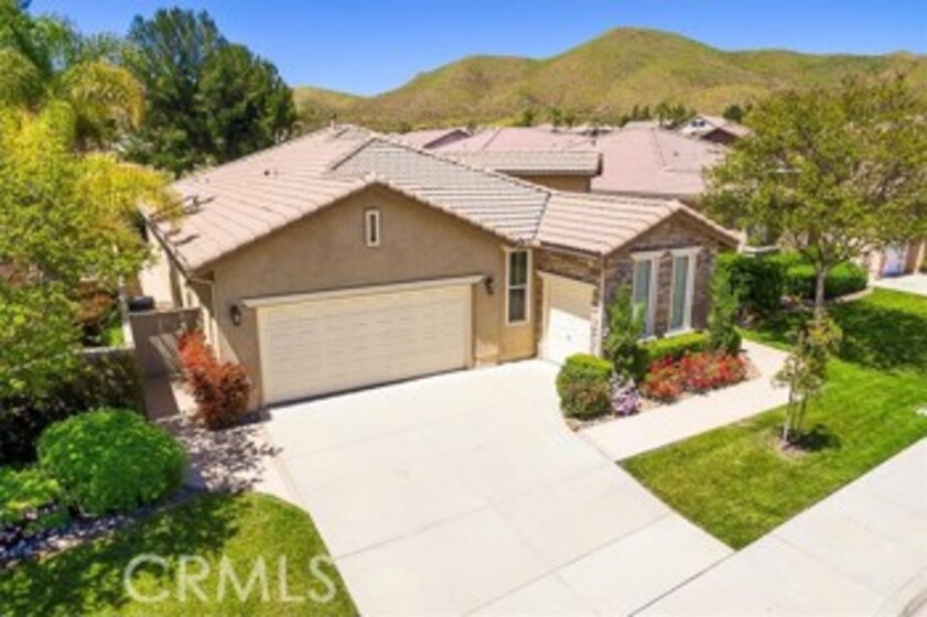 29205 Sparkling Drive Photo