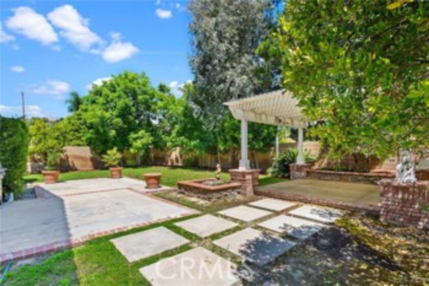 41944 Trinity River Way Photo