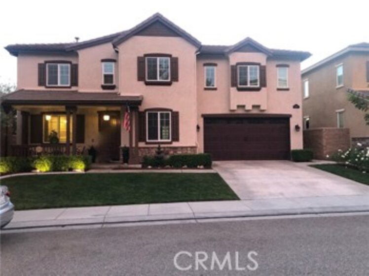 27427 Trefoil Street Photo