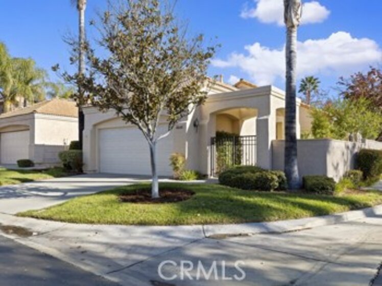 40640 Via Malagas Photo