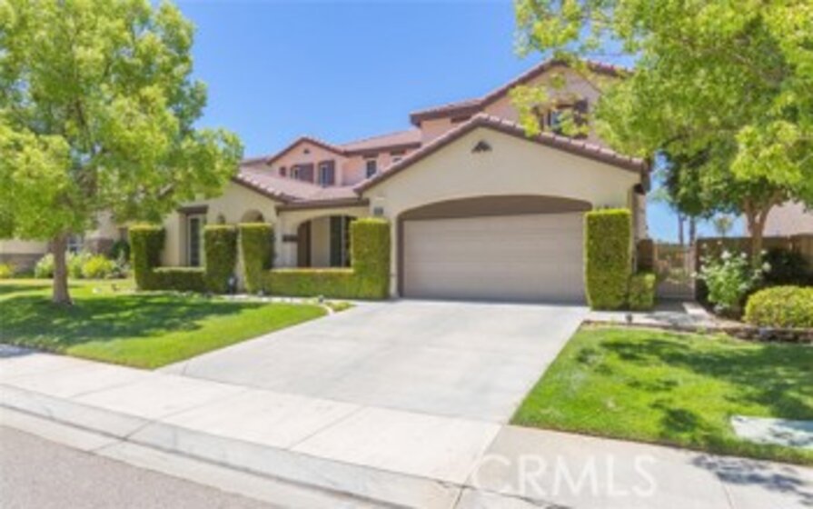 35747 Stock Street Photo