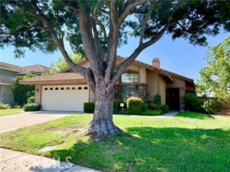 42097 Humber Drive Photo