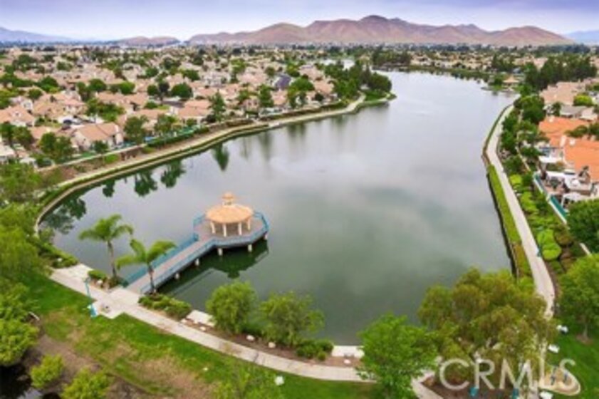 30580 Shoreline Drive Photo