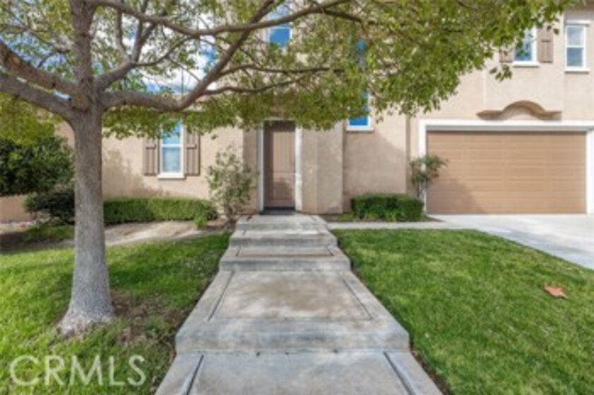 27500 Bottle Brush Way Photo