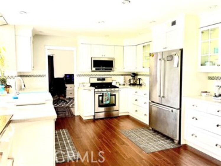 43773 Campo Rojo Photo