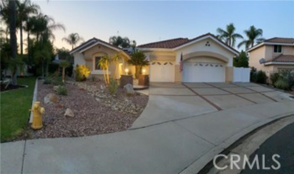 23468 Bending Oak Court Photo