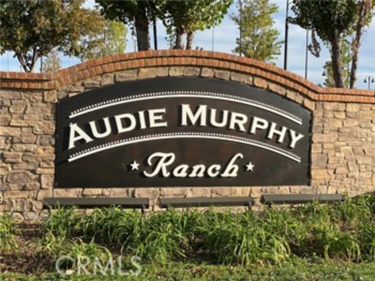 25414 Wagon Trail Lane Photo