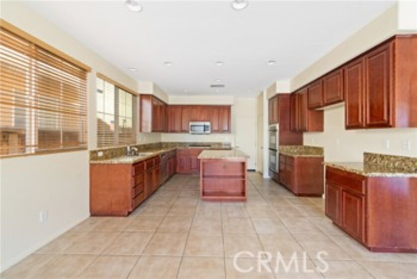 45475 Seagull Way Photo