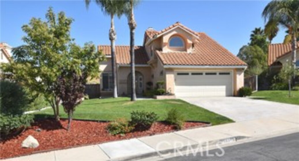 27576 Swallow Court Photo