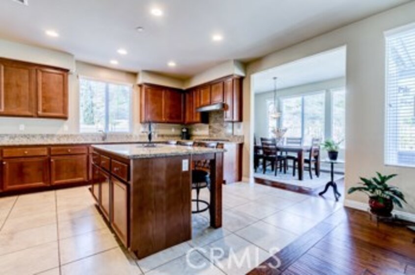 32183 Elk Grove Court Photo