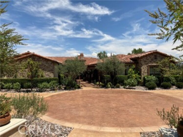 33392 Wolfe Street Photo