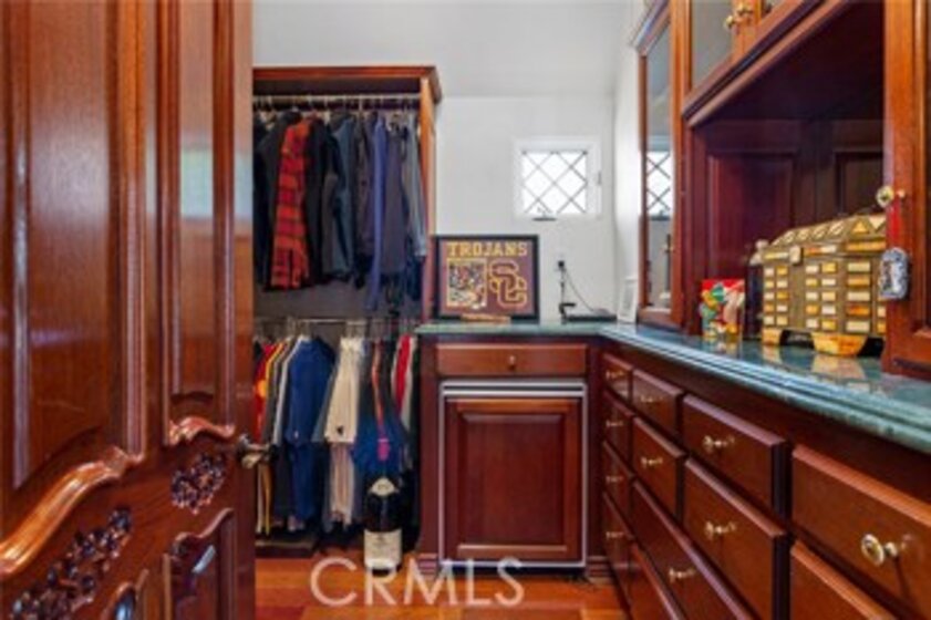 22368 Streamside Court Photo