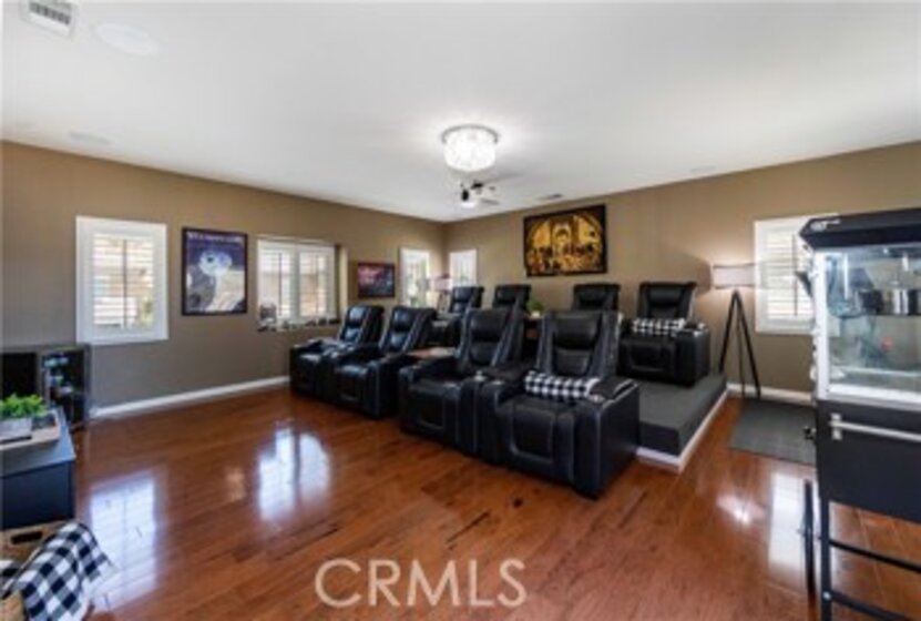 27541 Fern Pine Way Photo