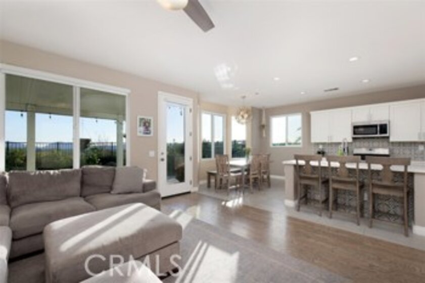 30579 Mcgowans Pass Photo