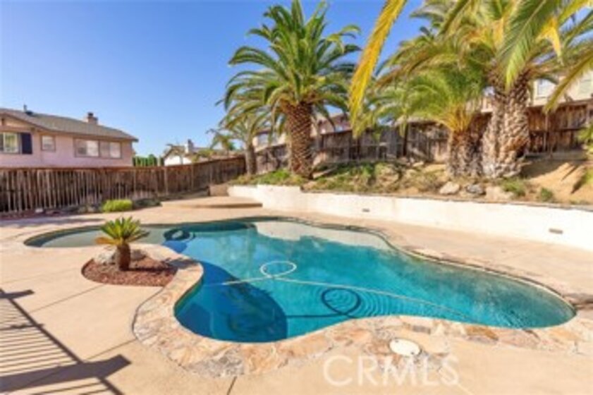 43063 Kensington Place Photo