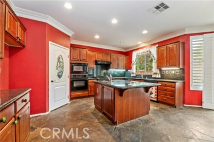 38870 Sugar Pine Way Photo