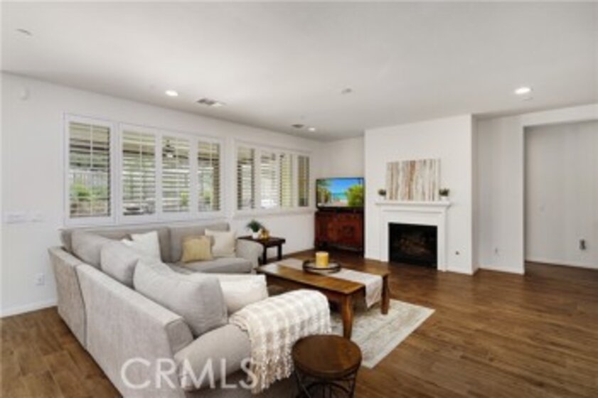 26321 Santiago Canyon Road Photo