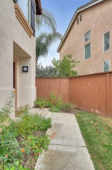 30055 Willow Drive Photo