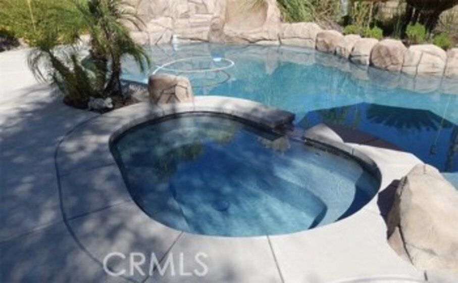 23930 Via Alisol Photo