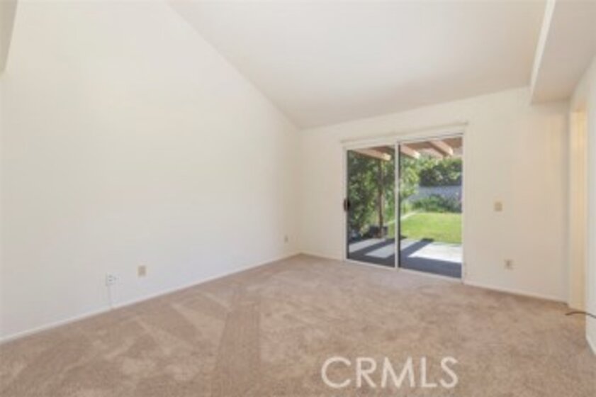 31438 Corte Mallorca Photo