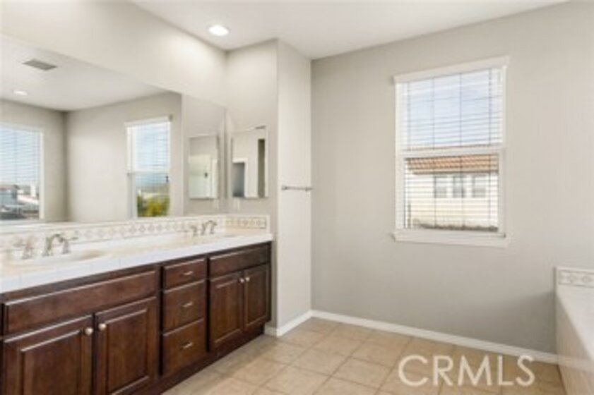 29832 Bankside Drive Photo