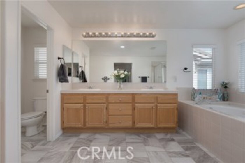 24026 Via Alisol Photo