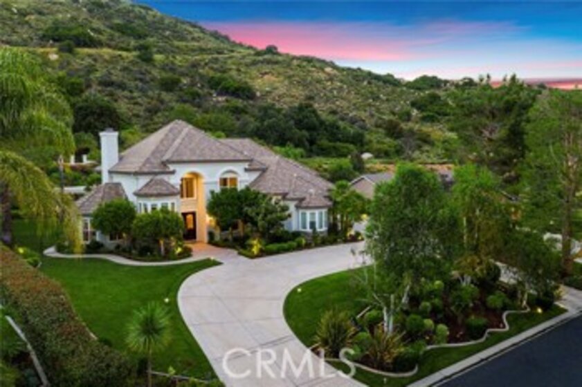 38139 Silver Fox Court Photo