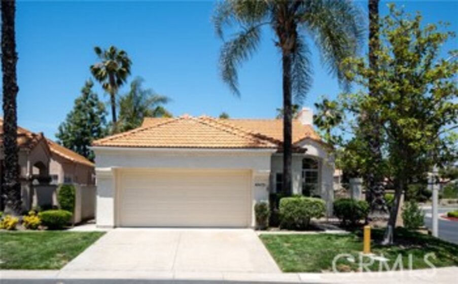 40475 Via Malagas Photo