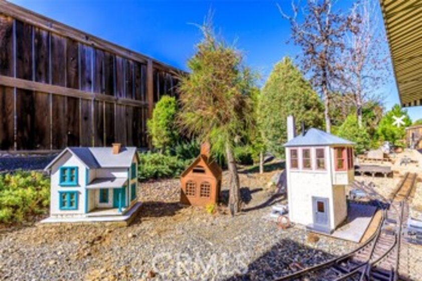42311 Chisolm Trail Photo