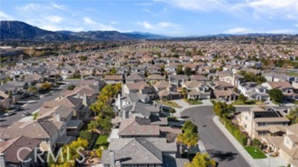 46241 Grass Meadow Way Photo