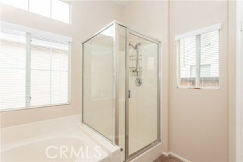 39569 Vanderbilt Avenue Photo