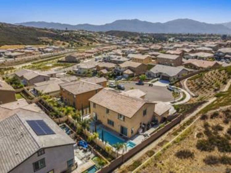 45510 Zander Court Photo