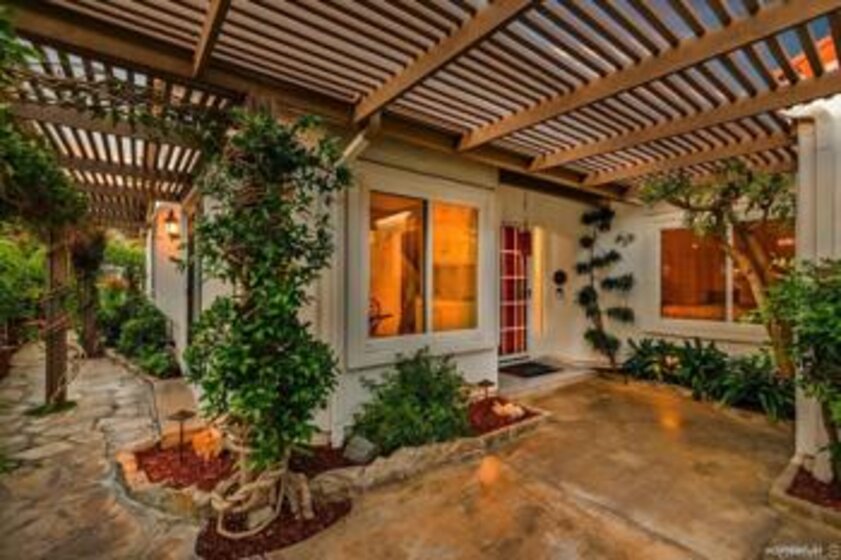 4521 Cordoba Way Photo