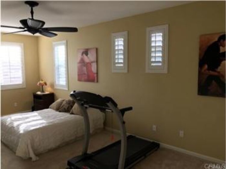 31877 Calle Luz Photo