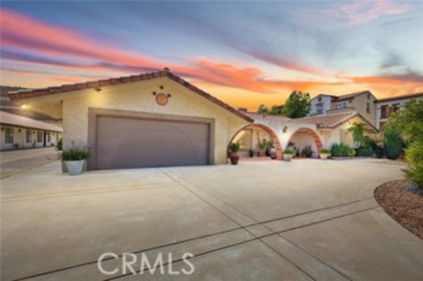 28709 Pujol Street Photo