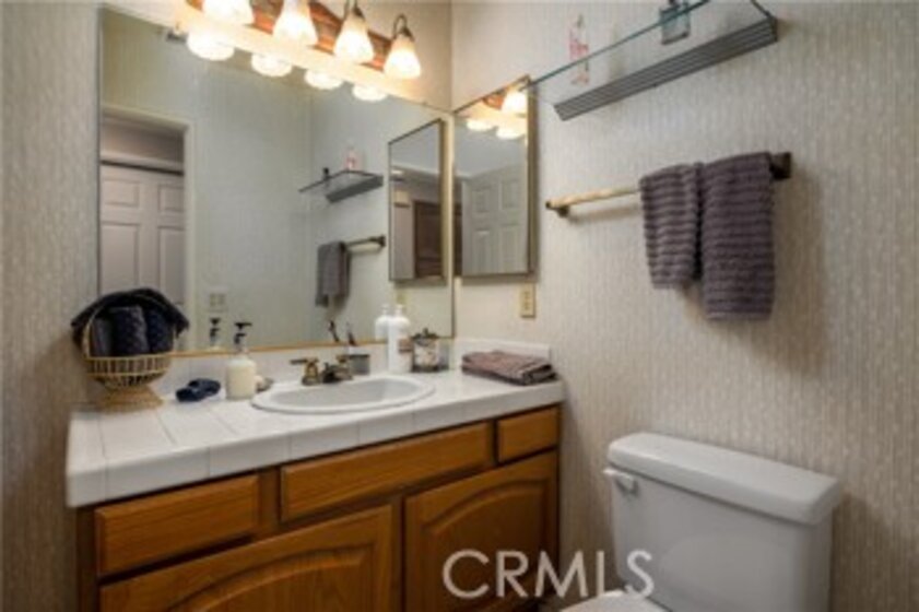 41640 Avenida De La Reina Photo