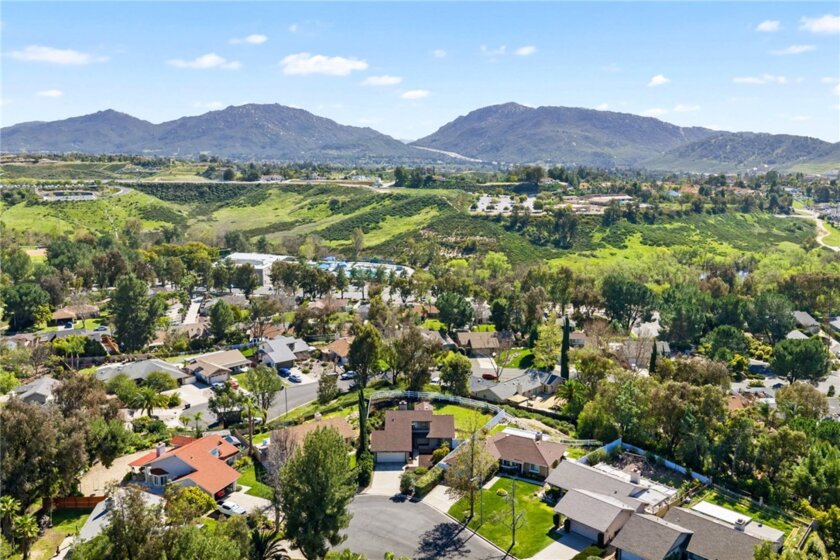 42951 Virgo Court Photo